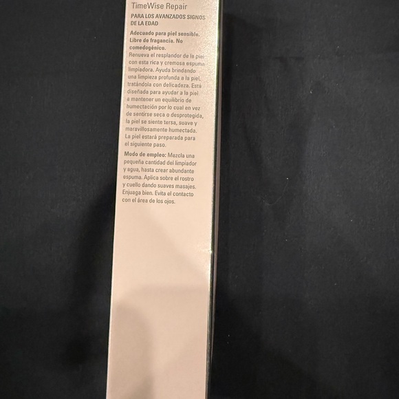 Mary Kay TimeWise Repair Volu-Firm Foaming Cleanser - New in Box - Picture 4 of 6